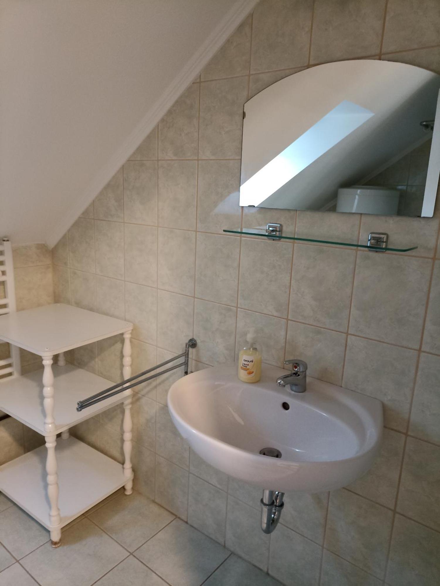 Bor Apartmanhaz Денешдиаш Экстерьер фото
